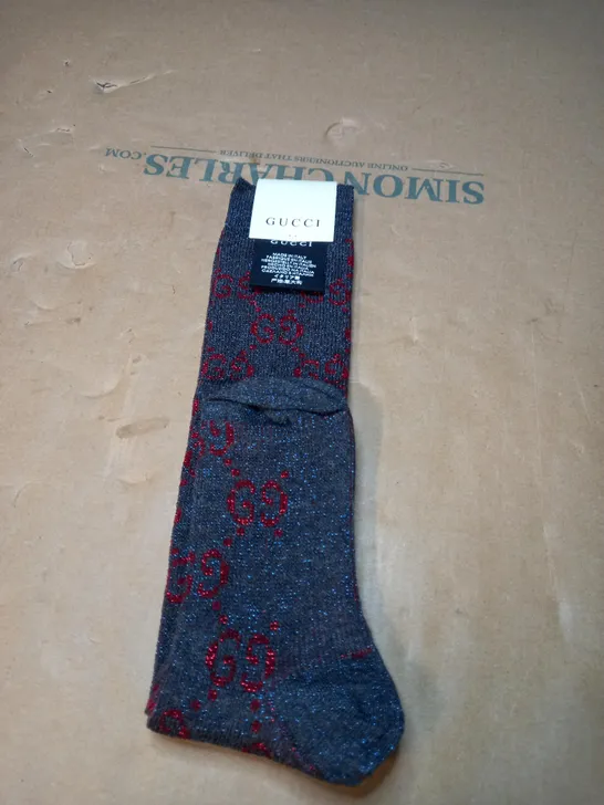 PAIR OF STYLE GUCCI SOCKS 