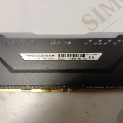 CORSAIR VENGEANCE PRO RAM MODULE DDR4 16GB