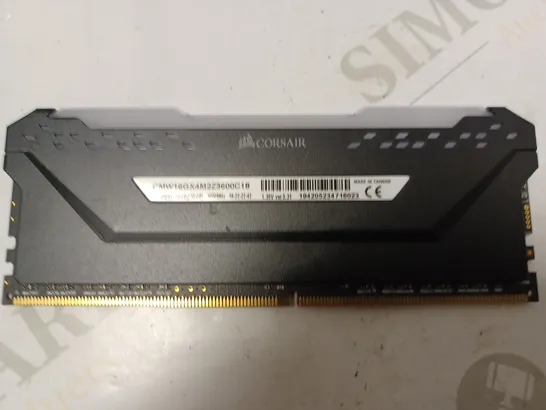 CORSAIR VENGEANCE PRO RAM MODULE DDR4 16GB