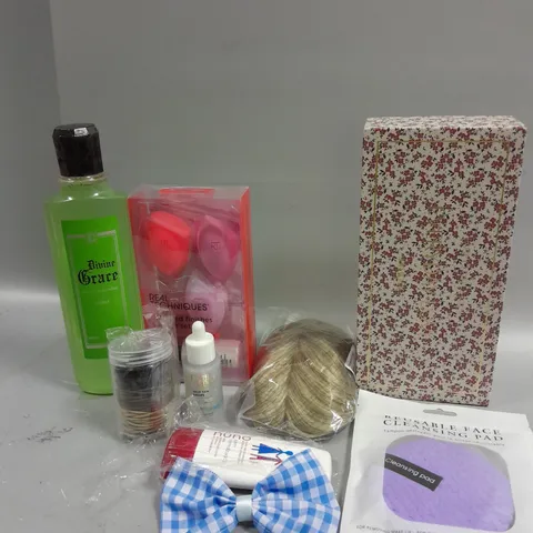 APPROXIMATELY 15 ASSORTED COSMETICS AND BEAUTY ITEMS TO INCLUDE BOBBLES, FACE PAD AND SPONGE SETS