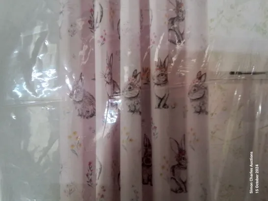 BAGGED BUNNY TAILS DITSY FULLY REVERSIBLE EYELET CURTAINS 