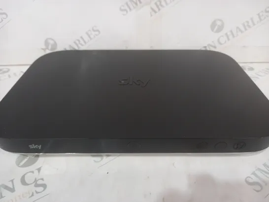 SKY ES140 Q BOX