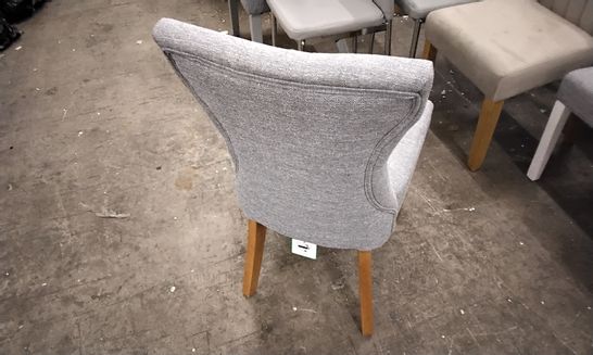 DESIGNER PAIR OF LIGHT GREY FABRIC CHAIRS WITH SHAPED BACKS AND LIGHT BROWN LEGS