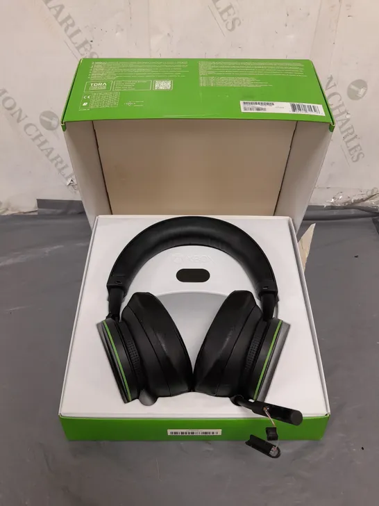 BOXED XBOX WIRELESS HEADSET IN BLACK