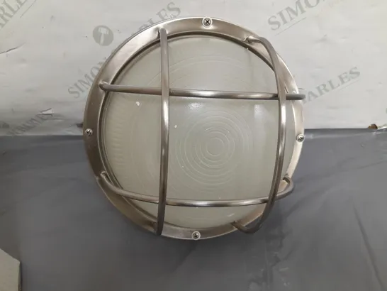 BOXED DAR LIGHTING SALCOMBE 1-LIGHT LARGE ROUND OUTDOOR WALL BRACKET STEEL IP44 