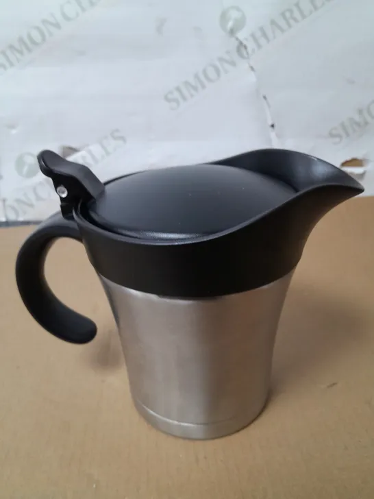 COOK'S ESSENTIALS INSULATED GRAVY JUG