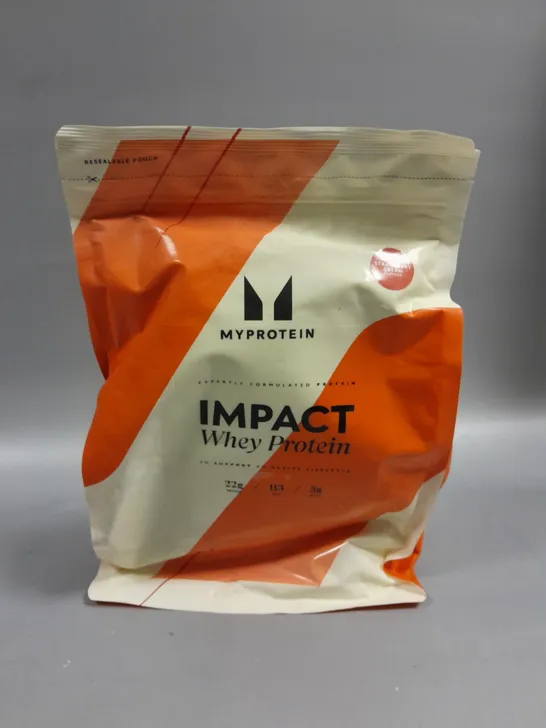 SEALED MYPROTEIN IMPACT WHEY PROTEIN - 1KG STRAWBERRY CREAM 