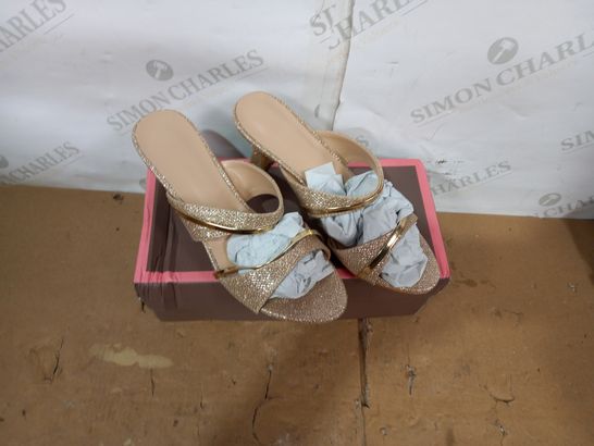 BOXED PAIR OF DESIGNER GOLD SPARKLE HEELED SANDALS SIZE 38