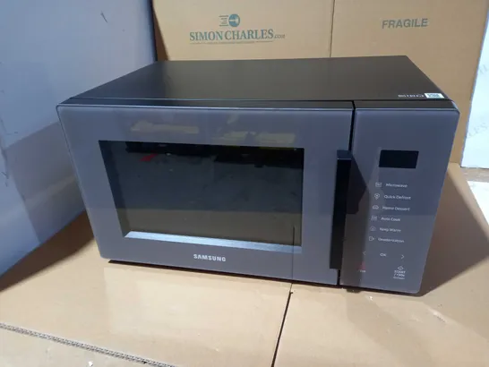 SAMSUNG 23L MICROWAVE OVEN RRP £179