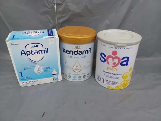 LOT OF 3 ASSORTED BABY MILK FORMULA TO INCLUDE SMA, KENDAMIL AND APTAMIL