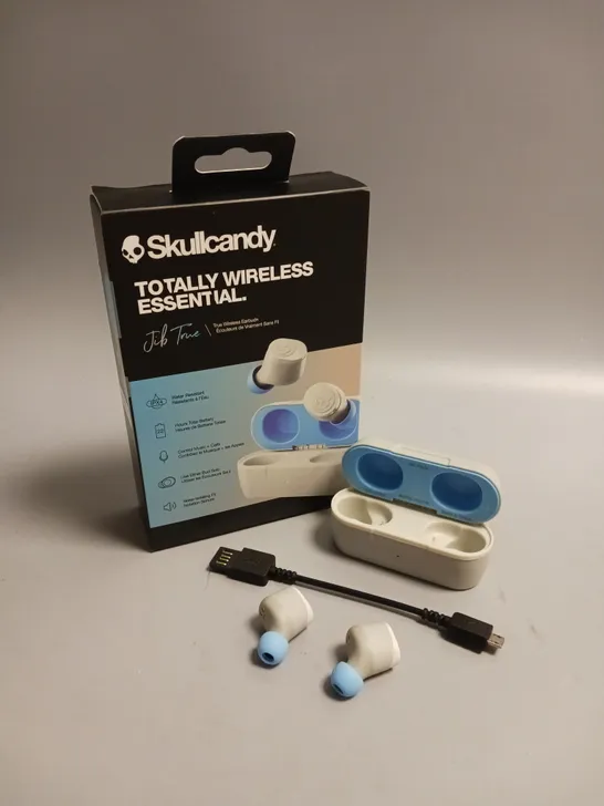 SKULLCANDY WIRELESS BLUETOOTH EARBUDS IN GREY AND BLUE 