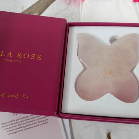 LOLA ROSE BUTTERFLY FACE MASSAGER IN GIFT BOX 