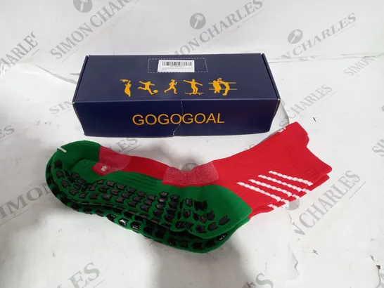 BOXED GOGOGOAL ANTI SLIP SPORTS SOCKS 