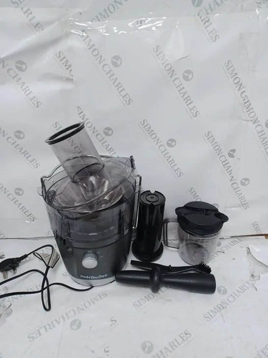 NUTRIBULLET JUICER 