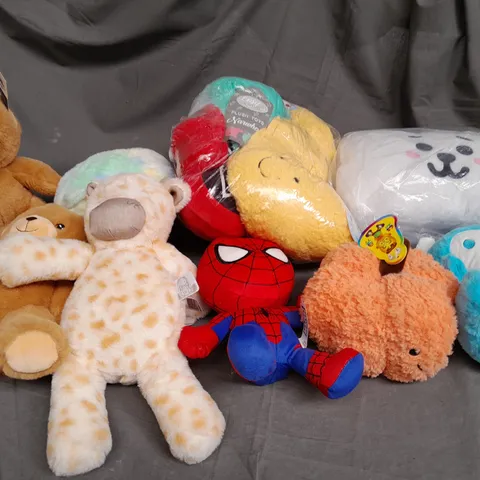 LARGE QUANTITY OF ASSORTED TEDDIES