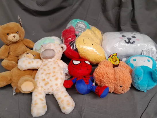 LARGE QUANTITY OF ASSORTED TEDDIES