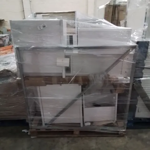 PALLET CONTAINING APPROXIMATELY 10 PRE-BUILT BANYETTI BATHROOM VANITY UNITS 