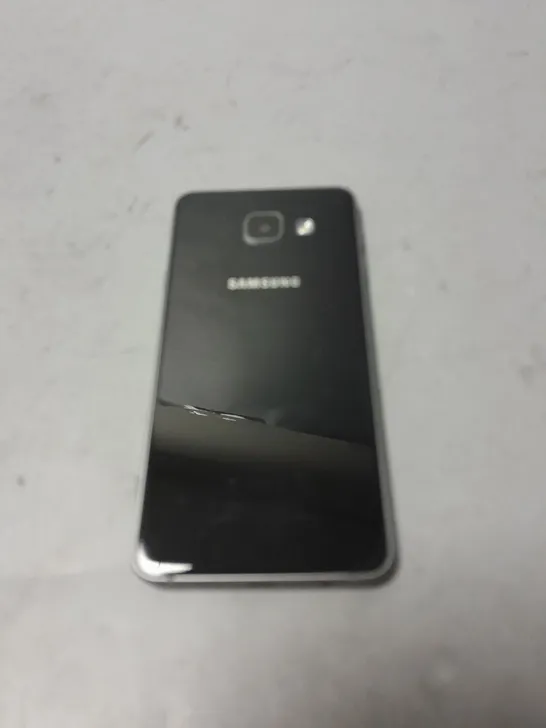 SAMSUNG GALAXY A3 6