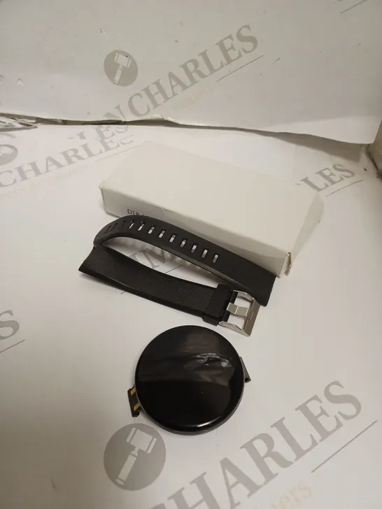 BOXED D18 SMART WATCH IN BLACK 