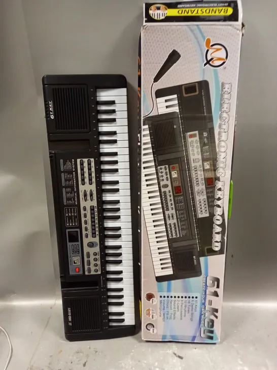 BOXED MQ 61-KEY ELECTRONIC KEYBOARD