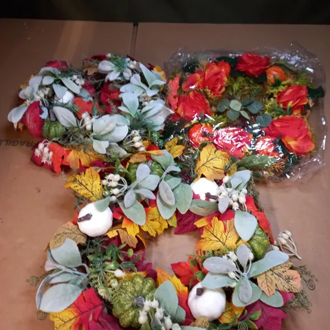 LOT OF 8 AUTUMN STYLE FAUX LEAF WREATHES 