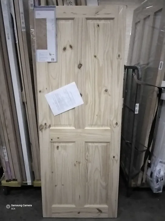 1981MM X 762MM 4 PANNEL KNOTTY PINE GLAZED INTERNAL DOOR