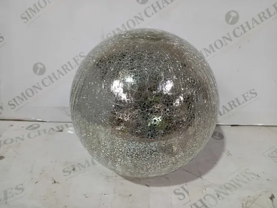 MR CHRISTMAS 8" GLASS CRACKLE SPHERE WITH ROTATING LIGHT