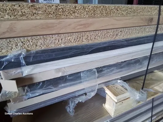 PALLET OF APPROXIMATELY 10 LAMINATE 3M WORKTOPS