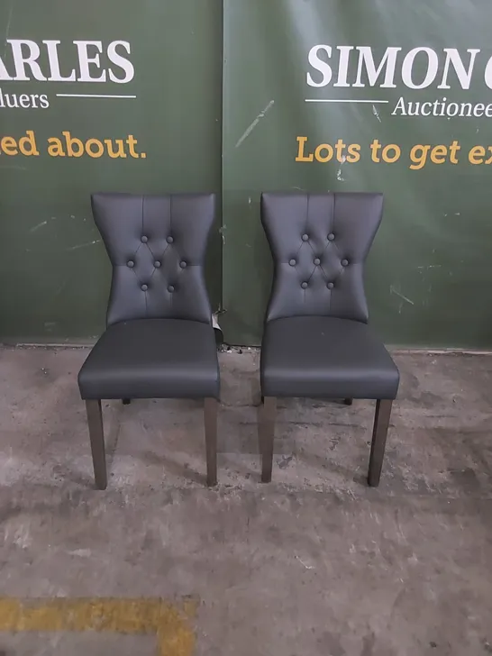 SET OF 2 BEWLEY GREY LEATHER BUTTON BACK DINING CHAIRS WITH GREY LEGS 