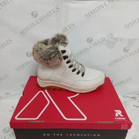 BOXED RIEKER REVOLUTION HIKER BOOTS, OFF WHITE - SIZE 6