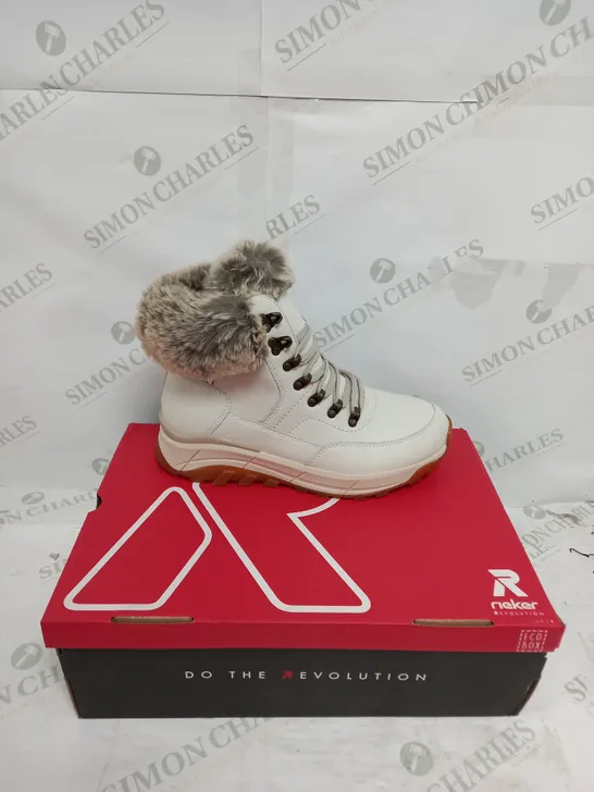 BOXED RIEKER REVOLUTION HIKER BOOTS, OFF WHITE - SIZE 6