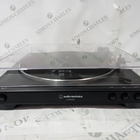 BOXED AUDIO TECH AT-LP50XUSB IN BLACK TURNTABLE
