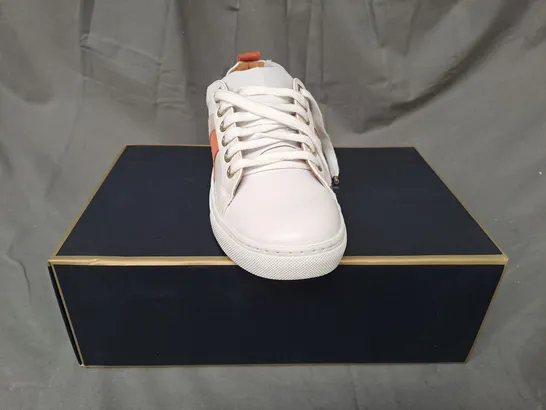 BOXED PAIR OF FAIRFAX & FAVOUR WOMENS ALEXANDRA TRAINERS IN WHITE UK SIZE 6