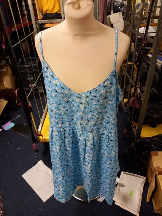 BLUE FLORAL DRESS SIZE 18