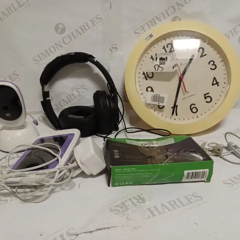 LOT TO CONTAIN 5 X ASSORTED TECH PRODUCTS, INCLUDES CLOCK, HEADSET, EARPHONES, BABY MONITORING EQUIPMENT ETC