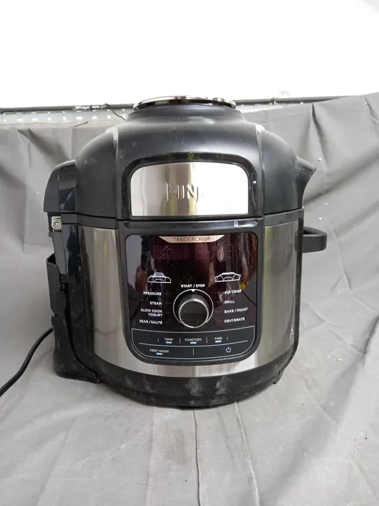 BOXED NINJA FOODI MAX MULTI-COOKER OP500UK