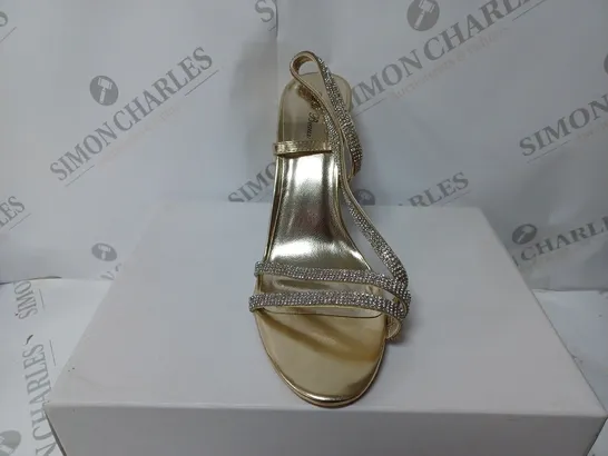 PAIR OF BELLE BEAUX HIGH HEELED SHOES GOLD SIZE 8