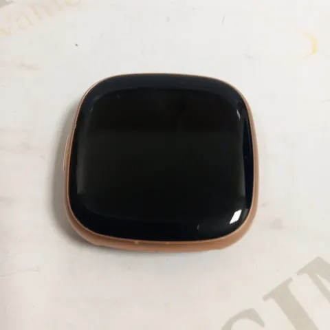 FITBIT IP68 FITNESS TRACKER