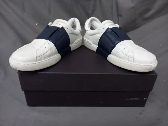 BOXED PAIR OF VELENTINO GARAVANI SNEAKERS IN WHITE/NAVY EU SIZE 41