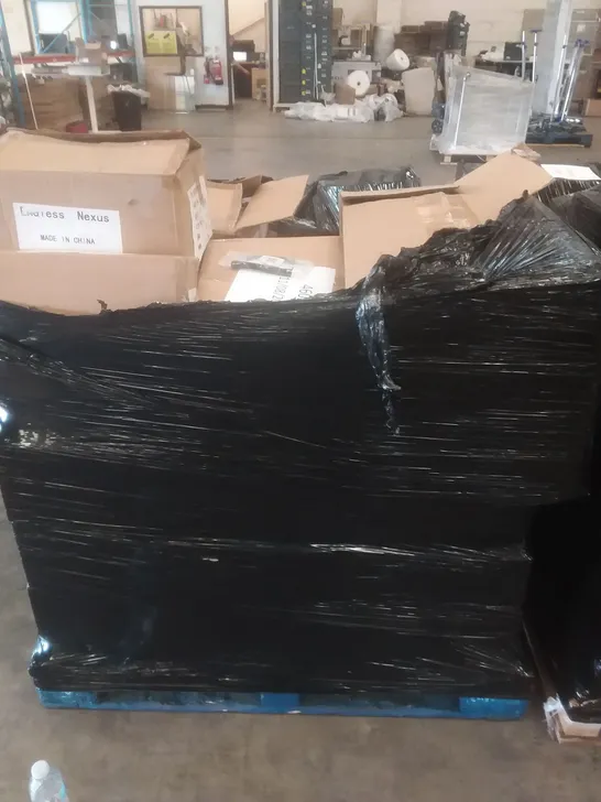 PALLET OF ASSORTED ELECTRICAL ITEMS INCLUDING USB 2.0A TO MICRO B 2M CABLES, COAX CABLE PLUG TO PLUG 10M