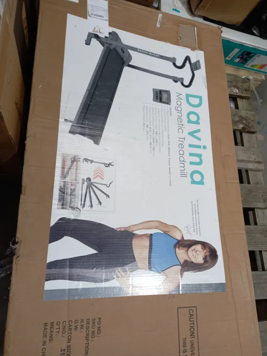 BOXED DAVINA MAGNETIC TREADMILL 