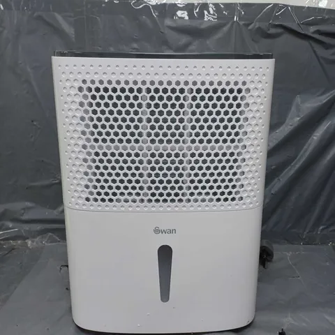 SWAN 10-LITRE DEHUMIDIFIER - WHITE