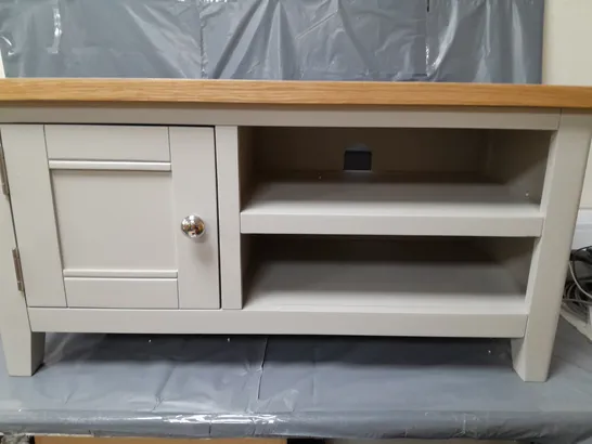 MALONE READY ASSEMBLED TV UNIT - FITS UP TO 42 INCH TV - CONTAINS SOLID WOOD - COLLECTION ONLY