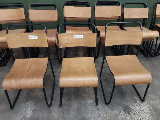 LOT OF 29X RETRO RESTAURANT DINING CHAIRS 