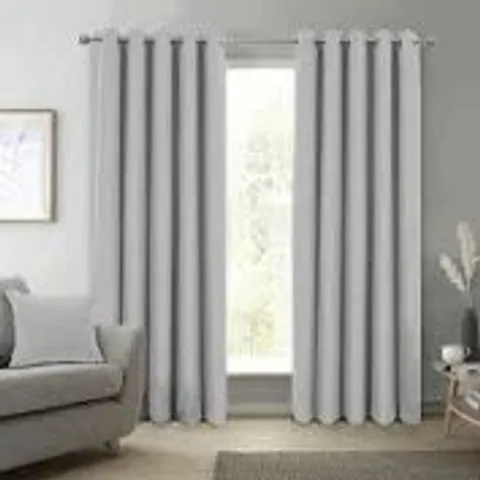 BAGGED ALTYNAI EYELET BLACKOUT CURTAIN 