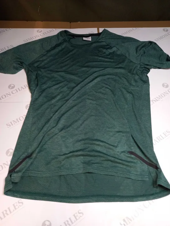 GYMSHARK GREEN TRAINING T SHIRT - MEDIUM 