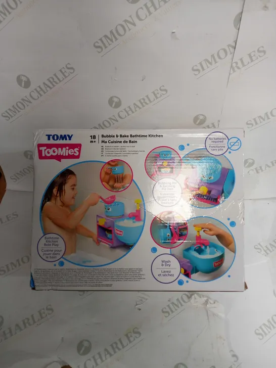 TOMY TOOMIES BUBBLE & BAKE BATHTIME KITCHEN RRP £21.99