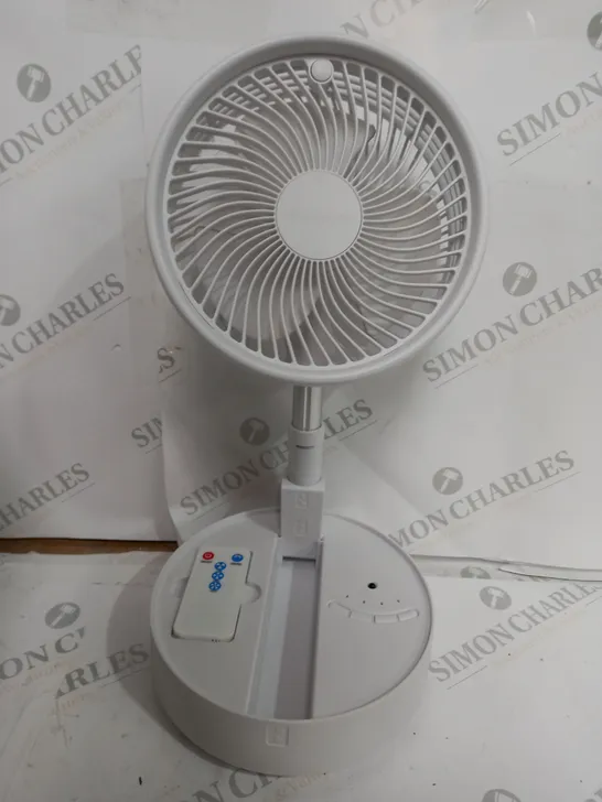 BOXED BELL & HOWELL OSCILLATING FOLDING RECHARGEABLE FAN, WHITE