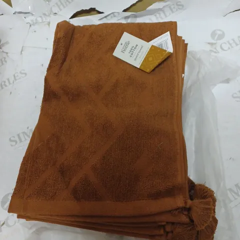 BRAND NEW CASE OF 12 CARAMEL BROWN SAHARA TRIBAL GUEST TOWEL 4PC PACKS