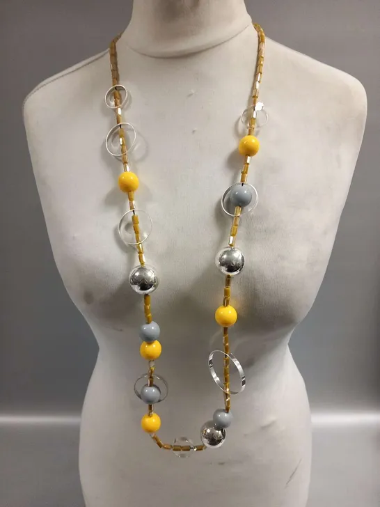 BRAND NEW BROWN PEPPER HANDBAGS JEWLLERY CONNECTION UK COLOURFUL AND HAPPY YELLOW AND GREY NECKLACE